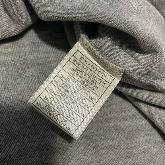 NWT- BB Dakota - XS. Bell Sleeve - Picture 9 of 10